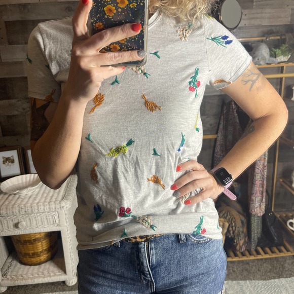 Lucky Brand Floral Embroidered Gray Top